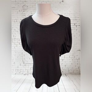 Black Ribbed Puff Sleeve Top Sz M NWOT | Stretch Knit Chic Basic
